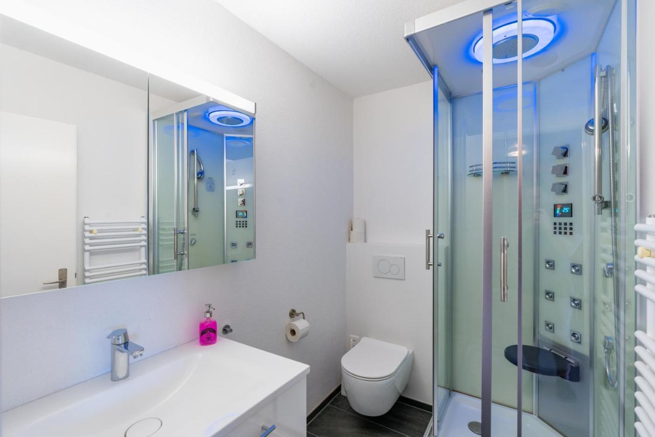 -Panorama-Bergblick- Dampfbad-Dusche Und Aussenbett Apartman Flims Kültér fotó
